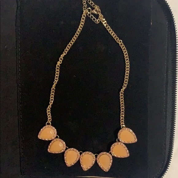 Jewelry - ‎Necklace